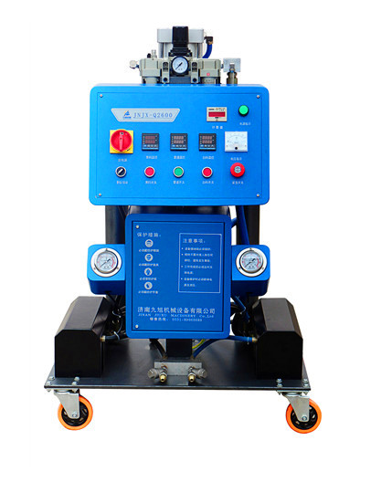 聚氨酯澆注設(shè)備型號(hào)：JNJX-Q2600